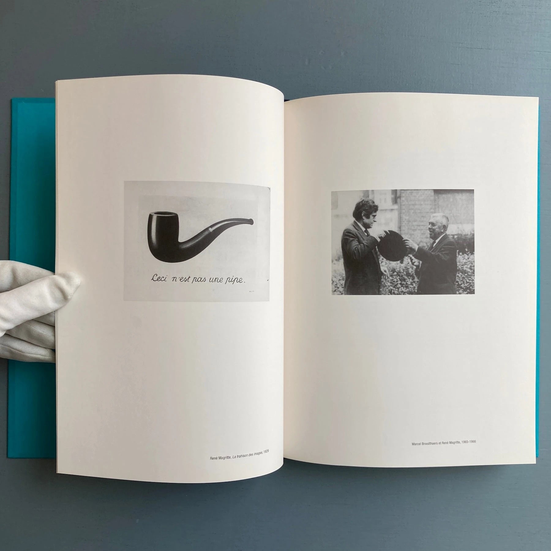 Marcel Broodthaers - Ceci Est Une Pipe / This Is A Pipe