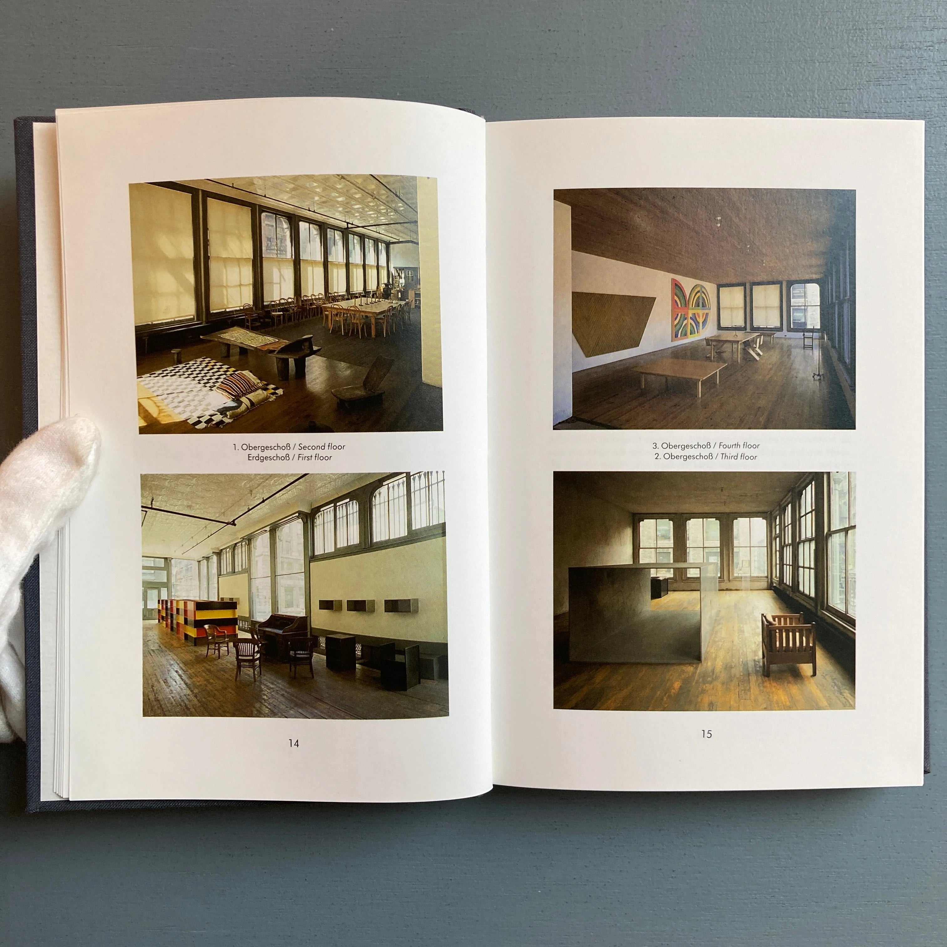 Donald Judd - Architektur - Münster 1990 - Saint-Martin Bookshop