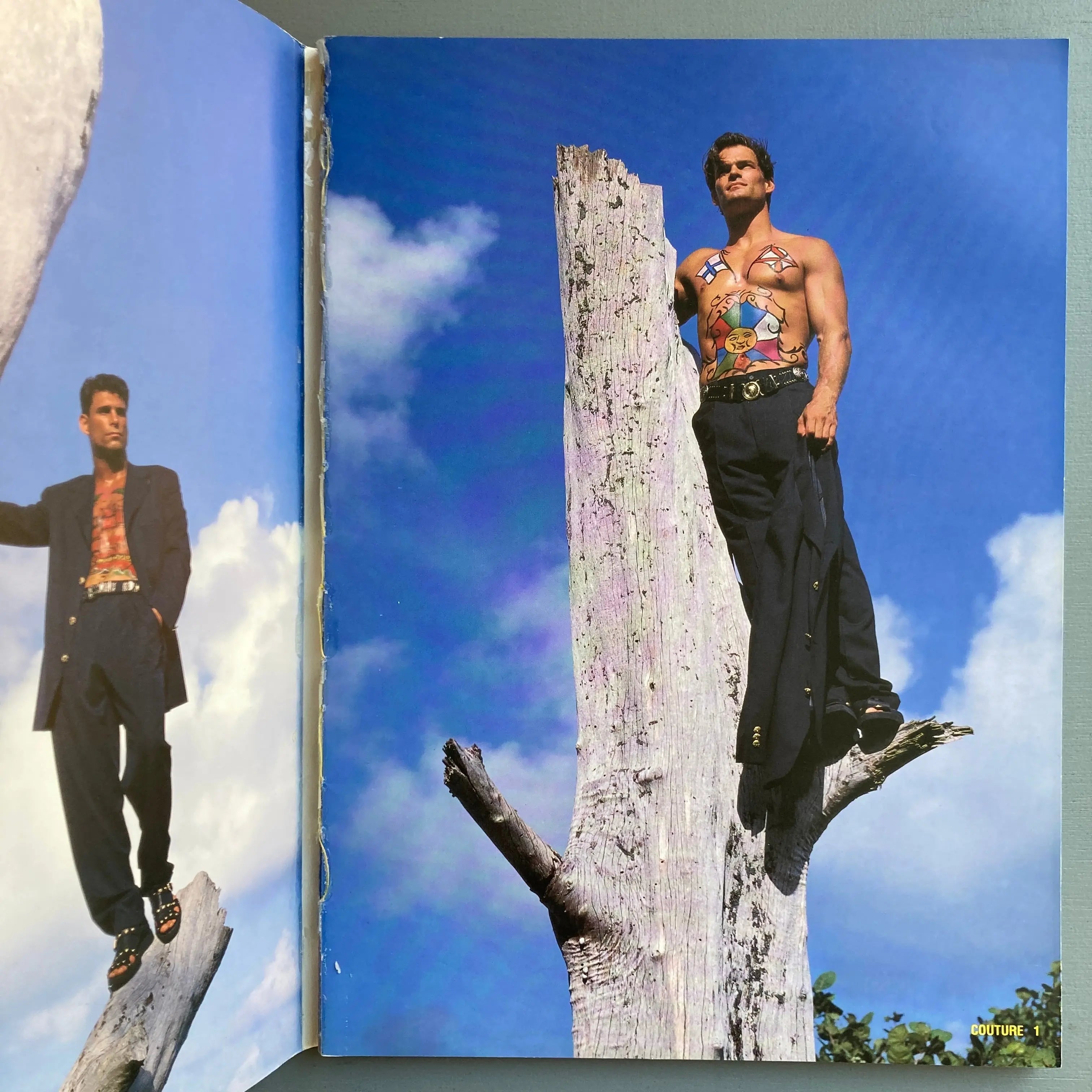 【ファッション】1993年 GIANNI VERSACE 写真集 ヴィンテージ ファッション】1993年 GIANNI VERSACE 写真集 ヴィンテージ