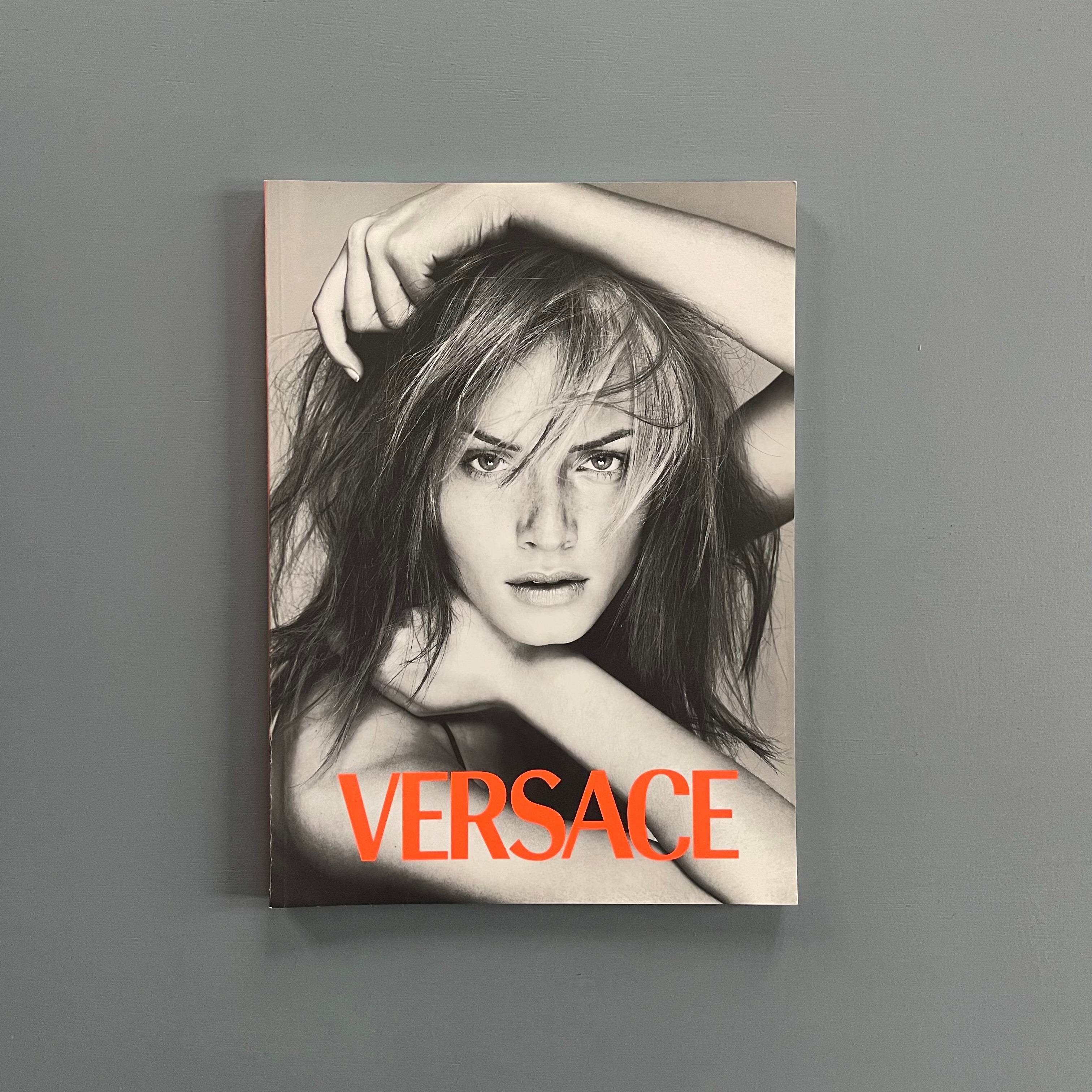 1996SS Gianni Versace メデューサ ニット archive Gianni Versace - N. 30 Donna SS 1996 - Saint-Martin Bookshop