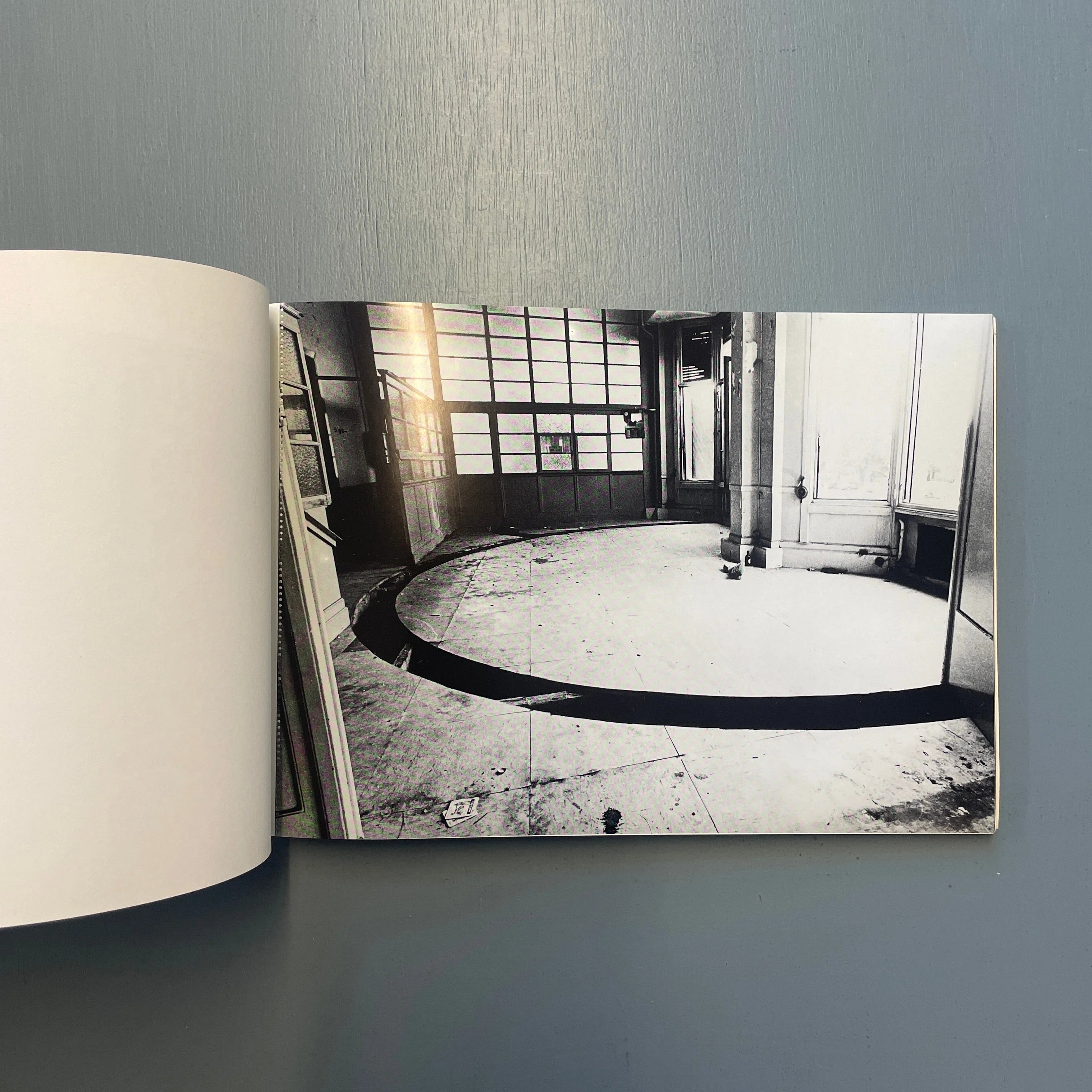 Gordon Matta-Clark - One for all, all for one - Stadische