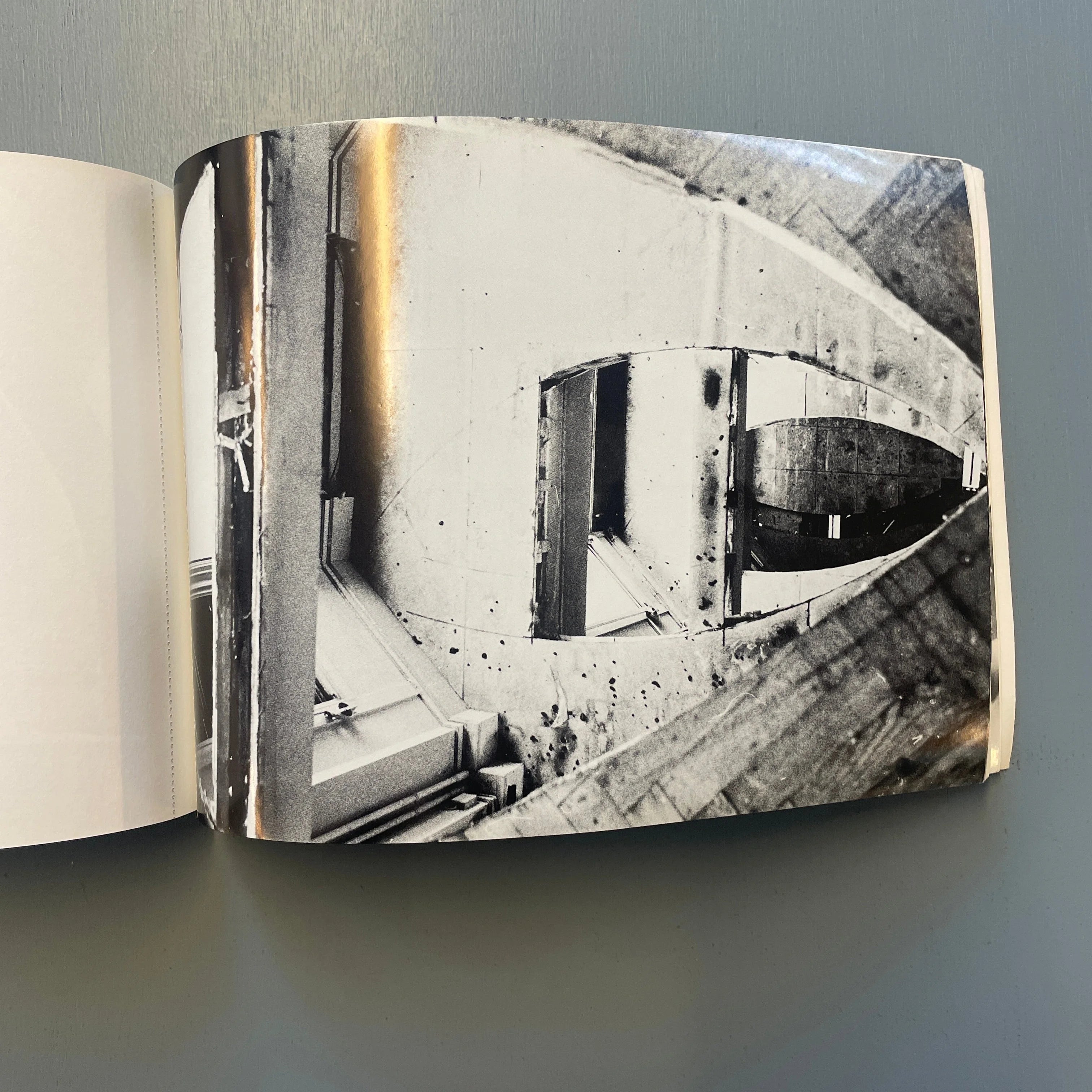 【送料無料】Gordon Matta-Clark GMC_7up_print_left_corner.jpg?