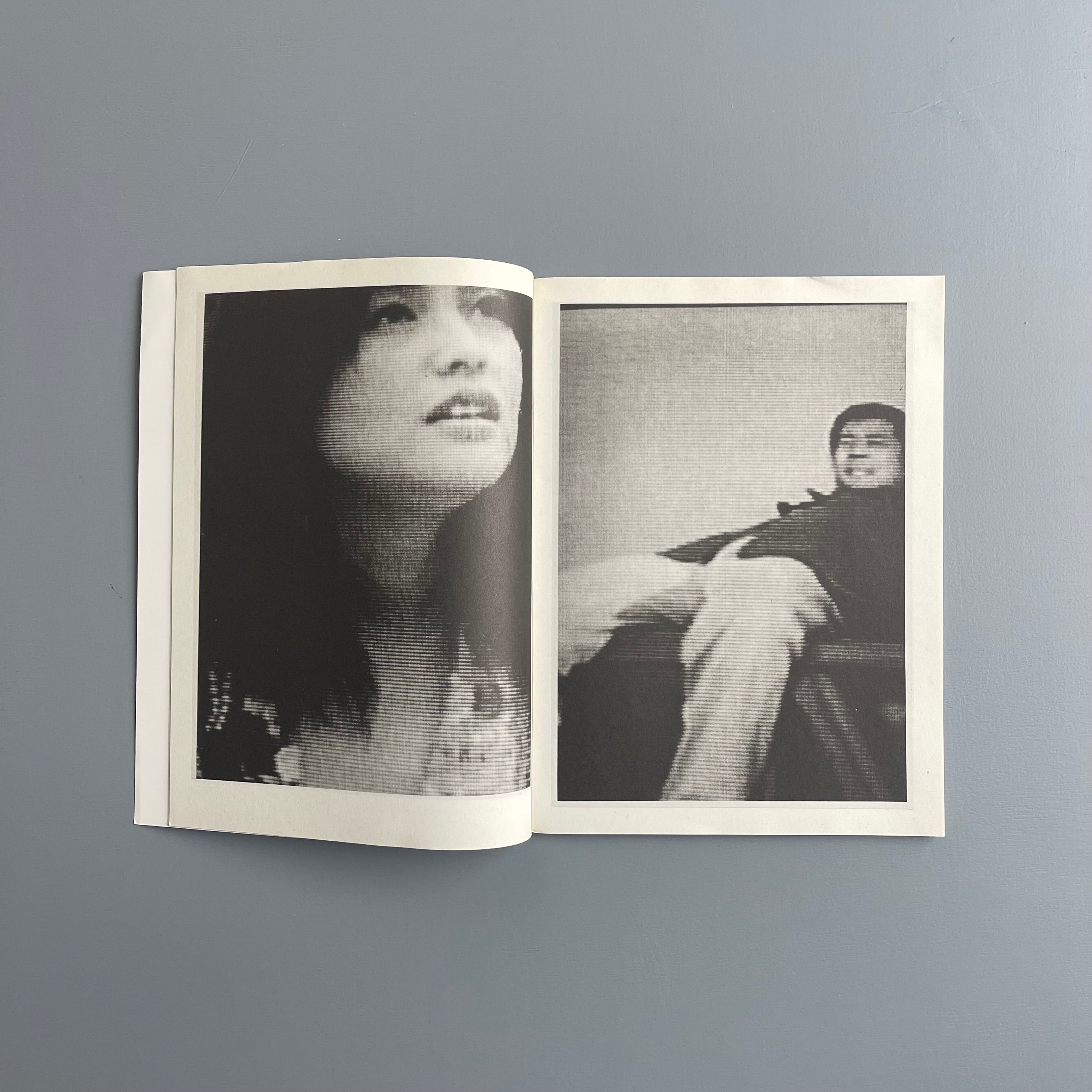 アート・デザイン・音楽 pigxtras the harmony korine purple book アート・デザイン・音楽 pigxtras the harmony korine purple