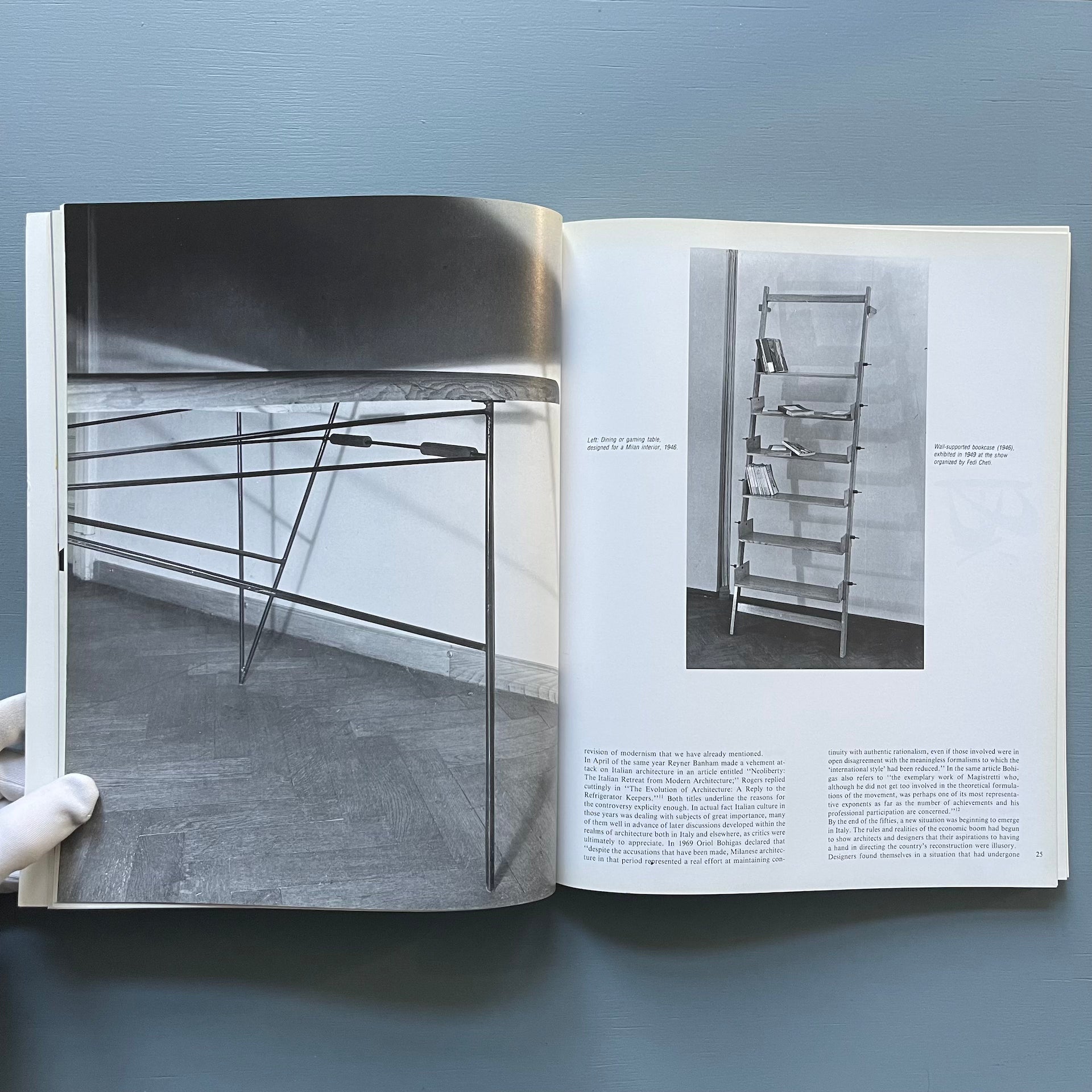 Vico Magistretti. Designer - Ernst & Sohn 1991 - Saint