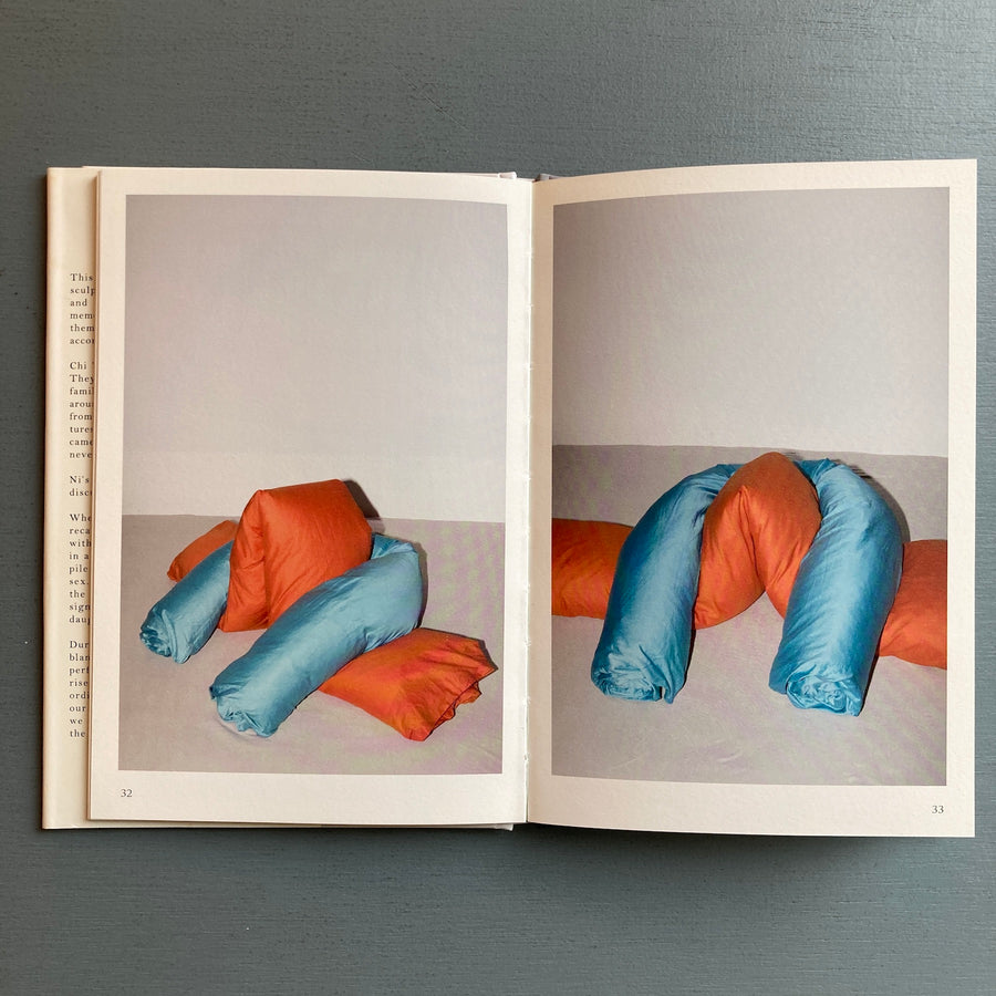 Topology in bed by Chi Tsai Ni: a selection of bed sculptures from his younger days - Nos:books 2015 - Saint-Martin Bookshop