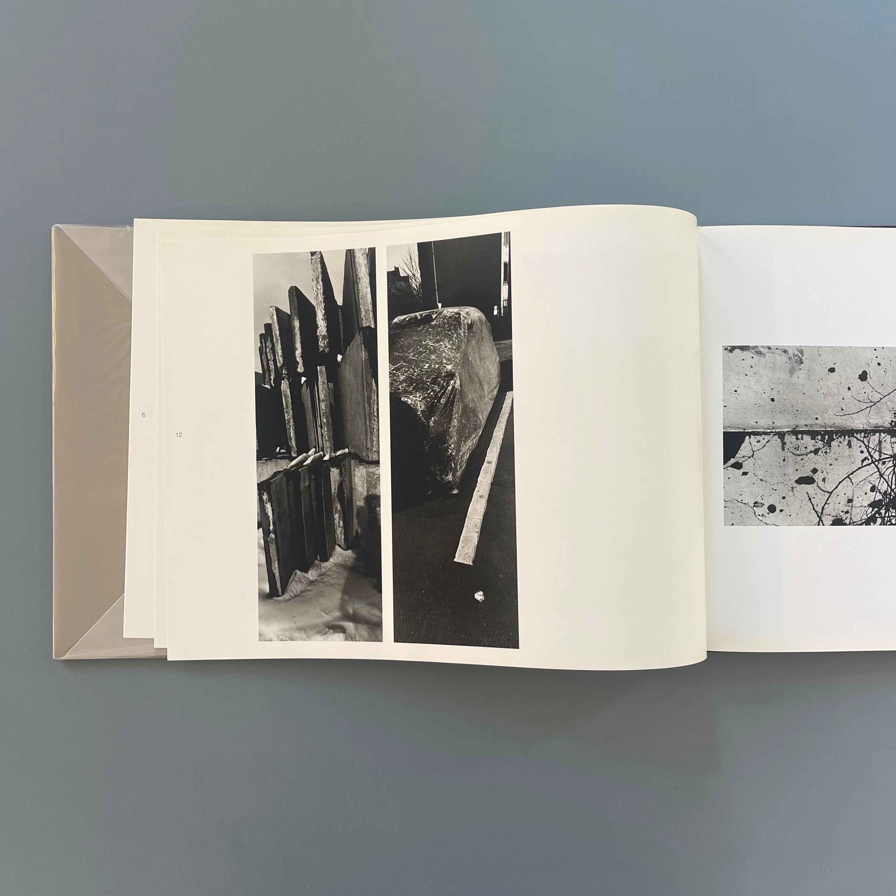 Amazon.com: CHAOS: 9782097541970: Josef Koudelka: Books