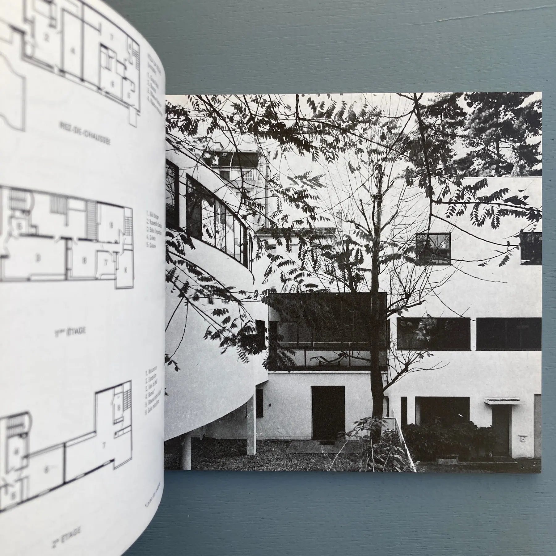 La Fondation Le Corbusier - Booklet designed by Jean Petit - FLC