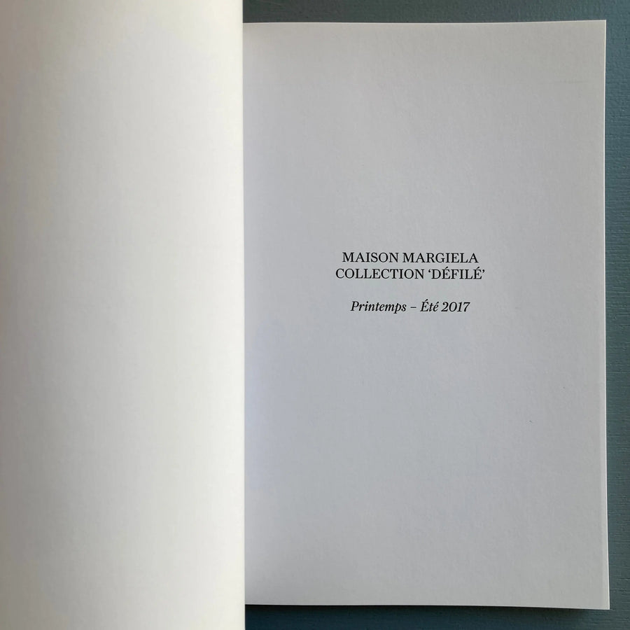 Maison Margiela - Collection 'Défilé' - Printemps-Eté 2017 Saint-Martin Bookshop