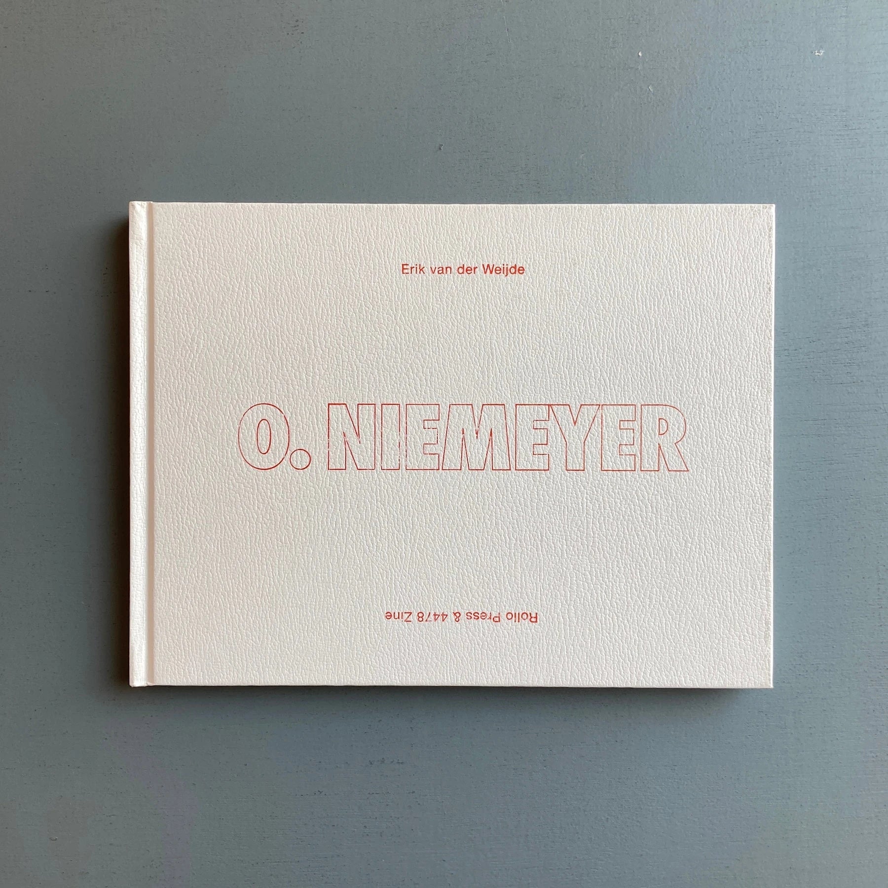 O. NIEMEYER by Erik van der Weijde - Rollo Press 2013 - Saint
