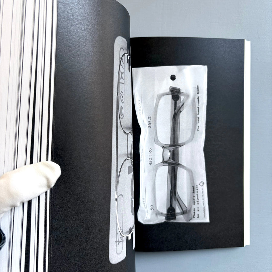 3000 days of archives related to the optics and glasses frame industry - Bidules 2025 - Saint-Martin Bookshop