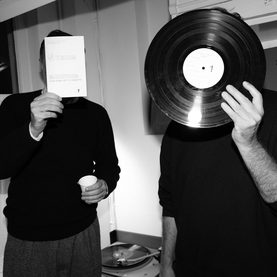 5 Years, 2manydjs play music not to dance to - Saint-Martin Bookshop/Deewee 2025
