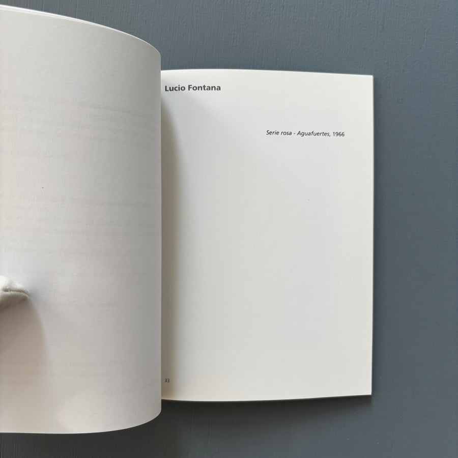Un bel été 3 - stanley brouwn, Marguerite Duras, Lucio Fontana, Lee Friedlander - Casino Luxembourg 2003 - Saint-Martin Bookshop