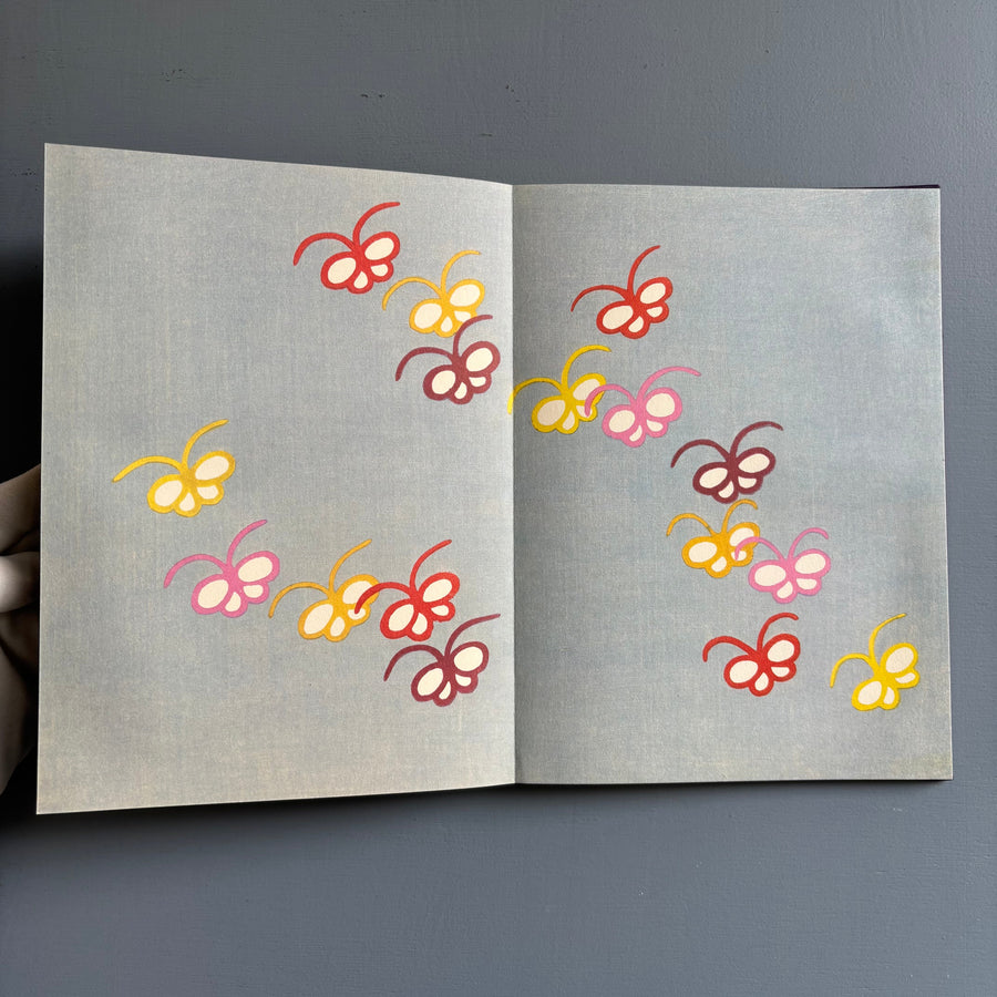 A Flight of Butterflies - The Metropolitan Museum of Art/Thames and Hudson 1979