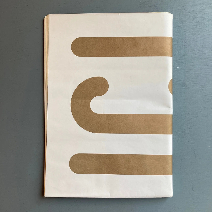 AILLEURS, ICI - Didier Faustino, Jennifer Allora & Guillermo Calzadilla, Oliver Payne & Nick Relph, Tino Sehgal, Francis Alÿs - ARC 2004 - Saint-Martin Bookshop