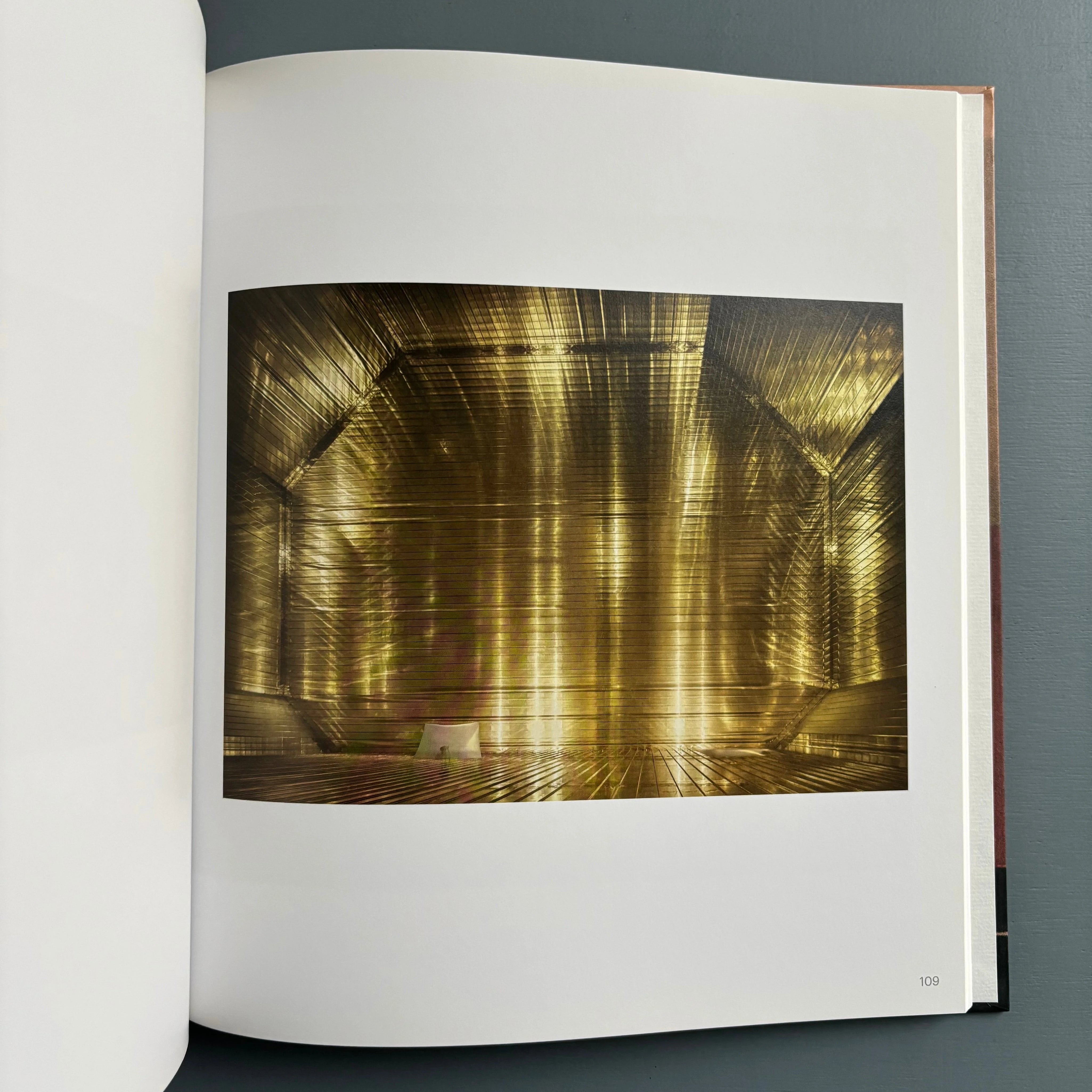 洋書 Andreas Gursky Steidl Andreas Gursky - Museum Frieder Burda / Steidl 2015 - Saint-Martin