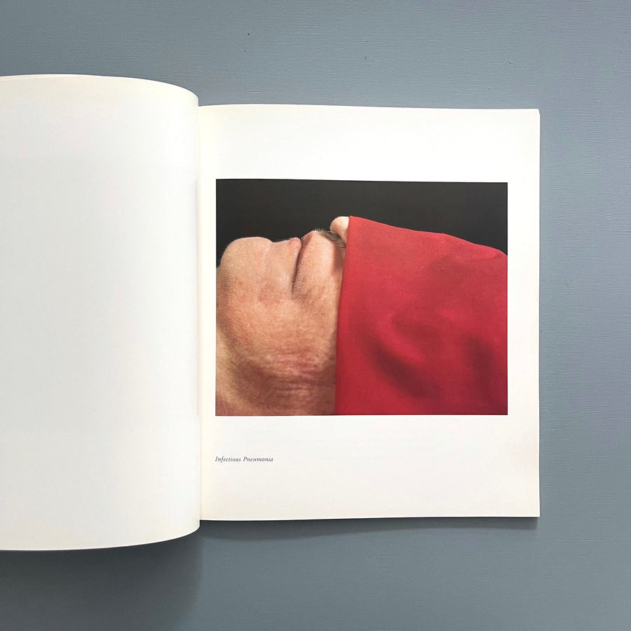 Andres Serrano - The Morgue - Yvon Lambert 1993 - Saint-Martin