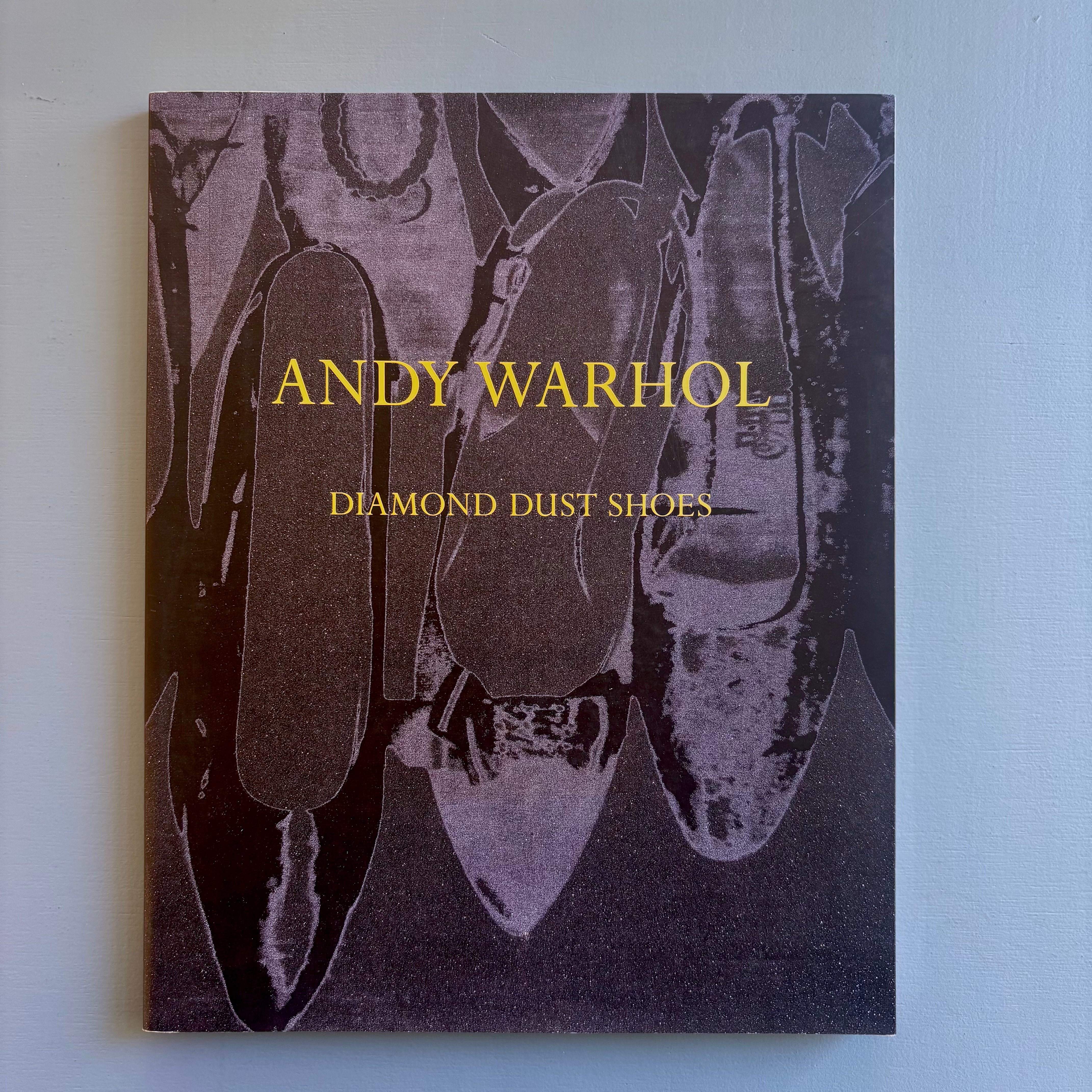 Andy Warhol - Diamond Dust Shoes - Gagosian Gallery 1999 - Saint-Martin ...