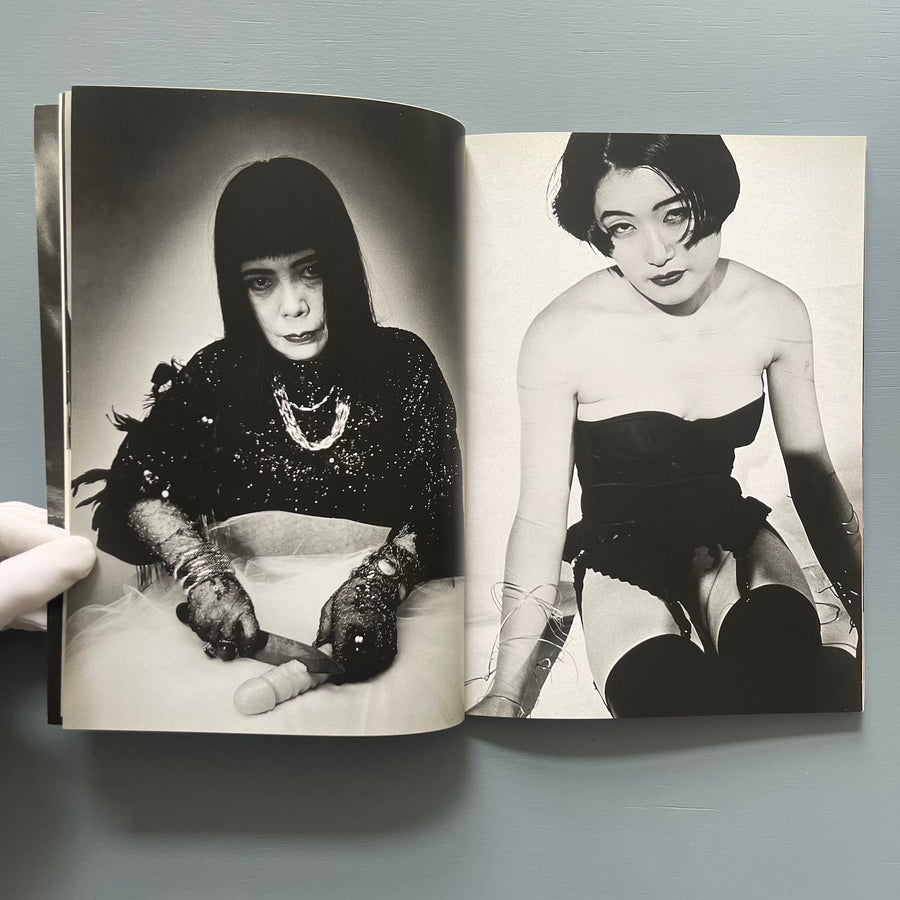 Araki - Tokyomania - Edition Mennour 2000 - Saint-Martin Bookshop