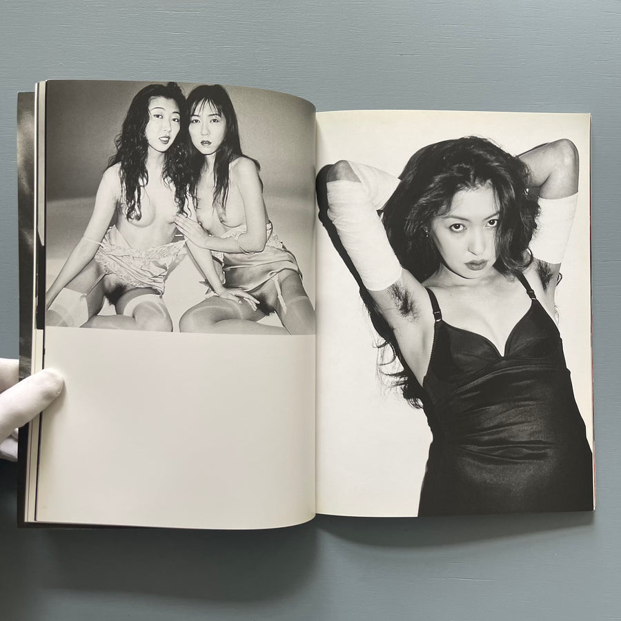 Araki - Tokyomania - Edition Mennour 2000 - Saint-Martin Bookshop