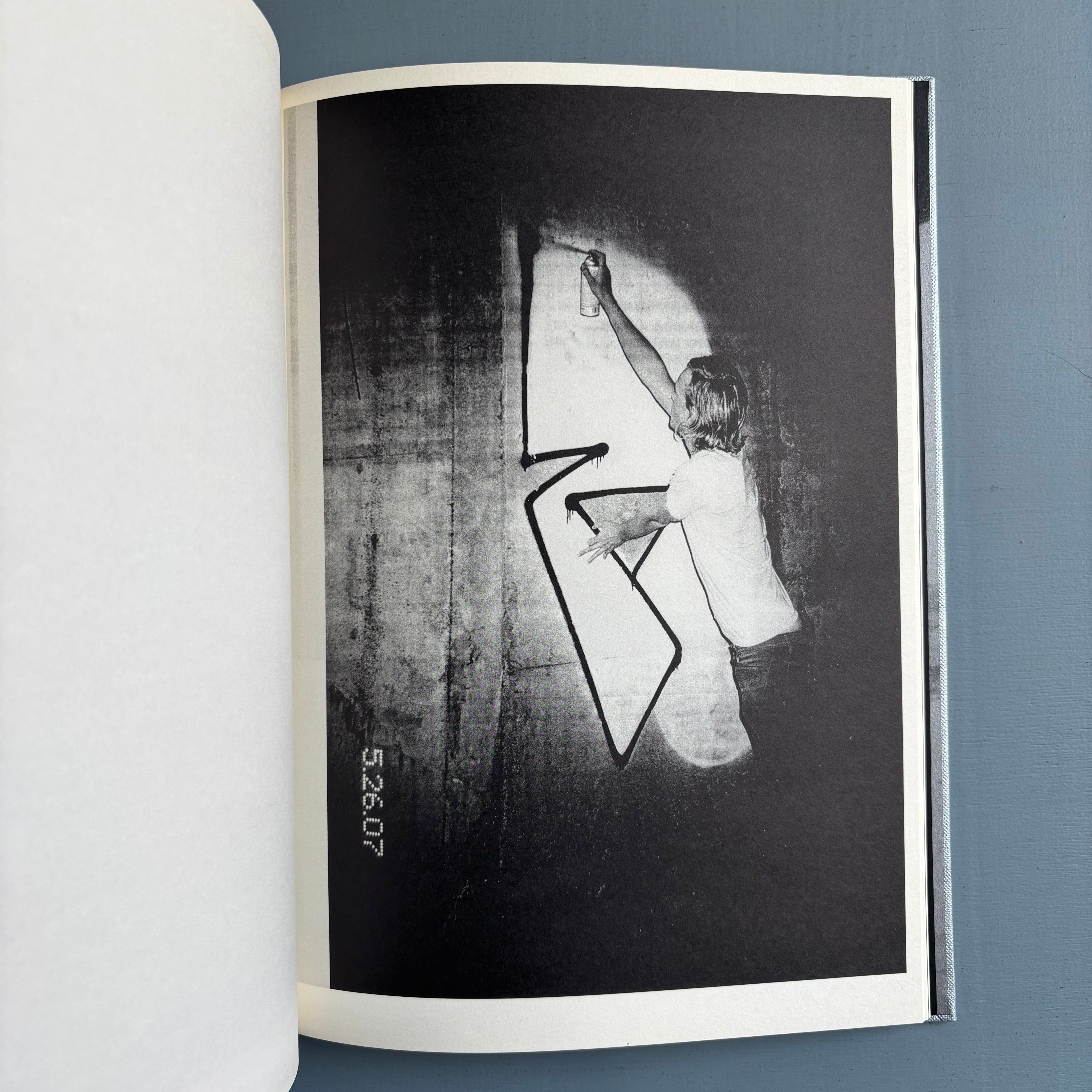 希少　THE CHANGE IS HIGHER ARI MARCOPOULOS Ari Marcopoulos - The chance is higher - Dashwood Books 2008
