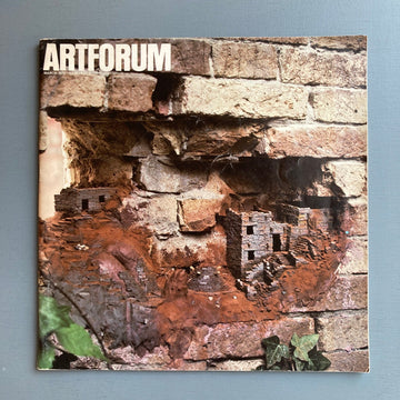 Artforum Vol 17, No. 7 March 1979 (Charles Simonds)