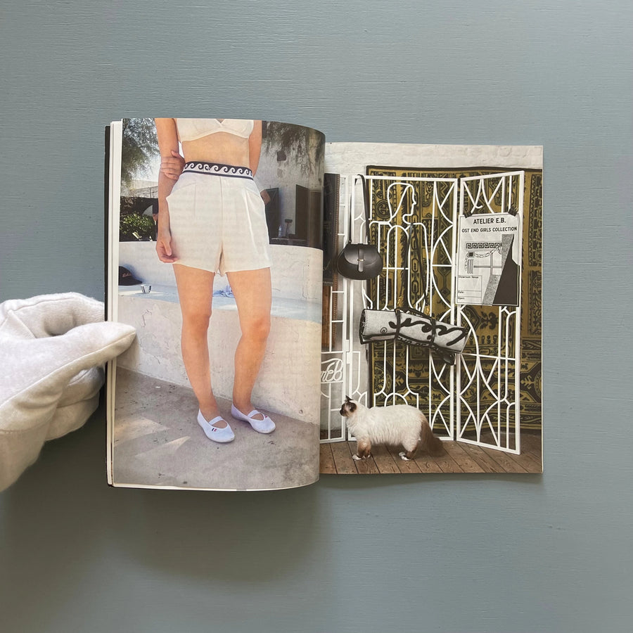 Atelier EB - Ost End Girls - Galerie Micheline Szwajcer 2013 - Saint-Martin Bookshop