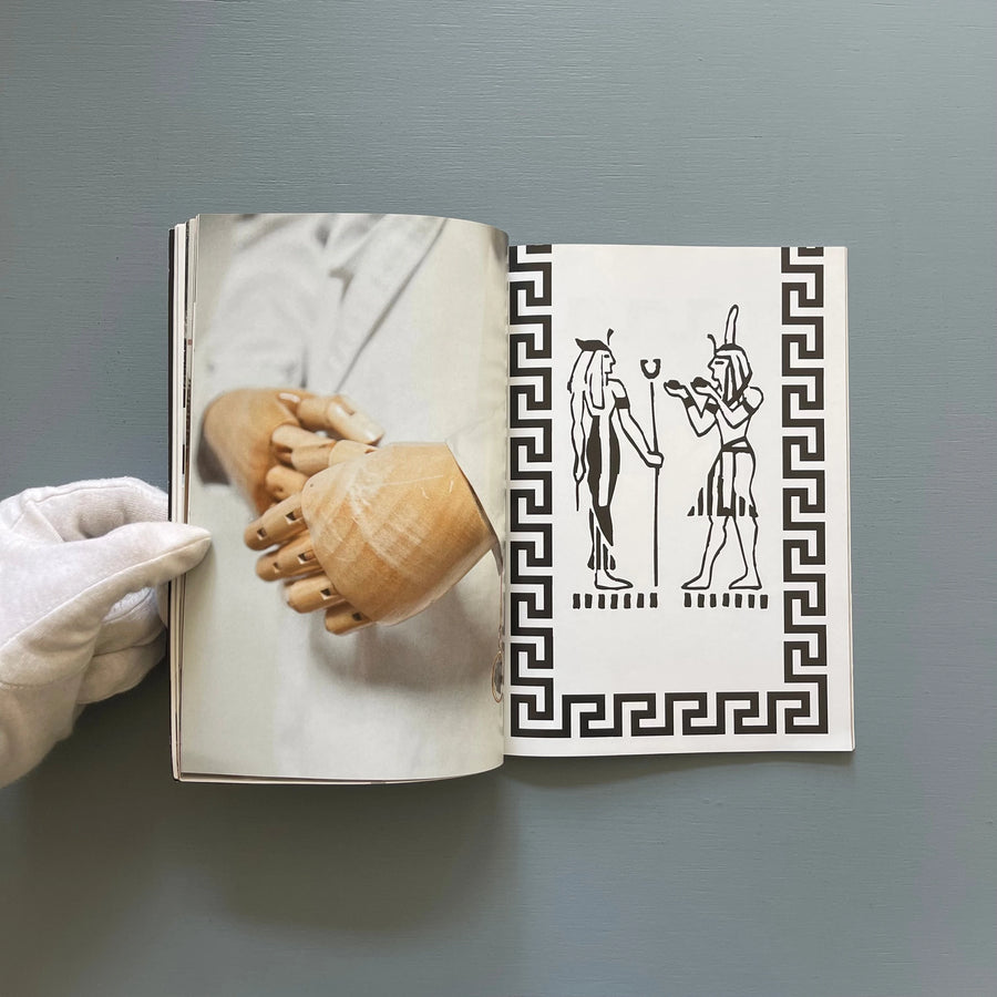 Atelier EB - Ost End Girls - Galerie Micheline Szwajcer 2013 - Saint-Martin Bookshop