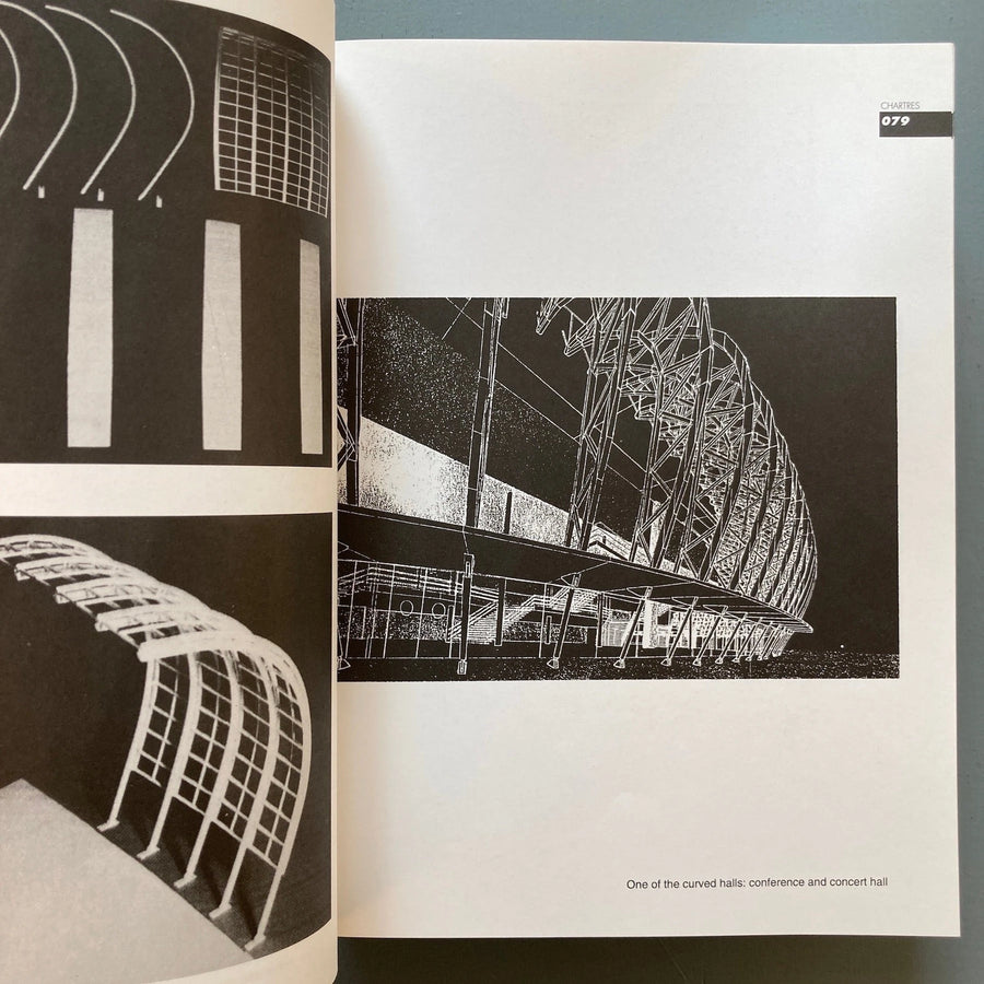 Bernard Tschumi - Event-Cities (Praxis) - The MIT Press 1994