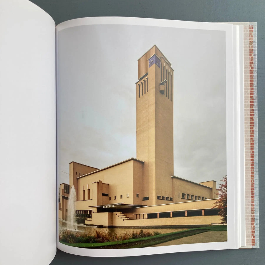 Brick - Phaidon 2015 - Saint-Martin Bookshop