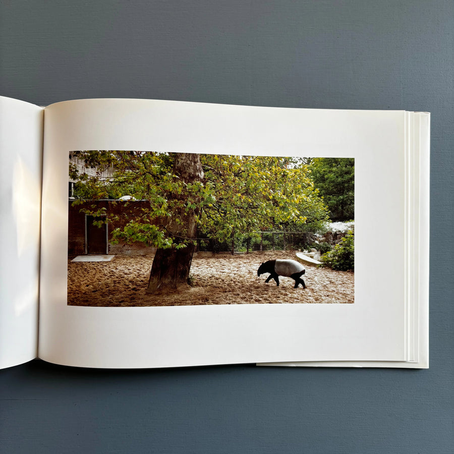 Candida Höfer - Zoologische Gärten - Schirmer/Mosel 1993 - Saint-Martin Bookshop