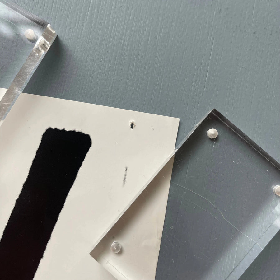 Félix González-Torres & Christopher Wool - The show is over - Printed Matter 1993 - Saint-Martin Bookshop