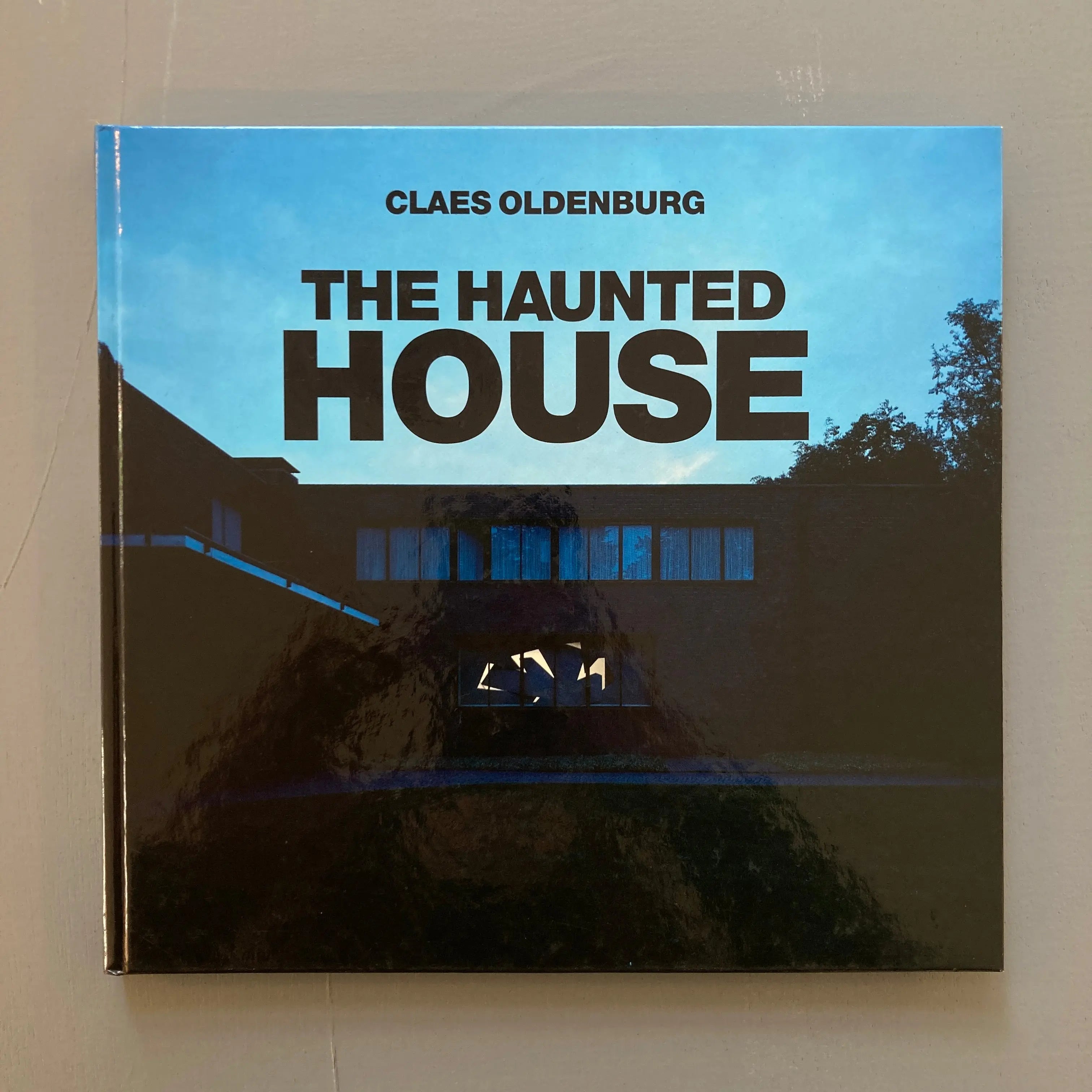 Claes Oldenburg - The Haunted House - Krefeld 1987 - Saint-Martin
