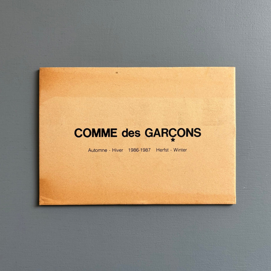 Comme des Garçons - Invitation card - Fall Winter 1986-1987 - Saint-Martin Bookshop