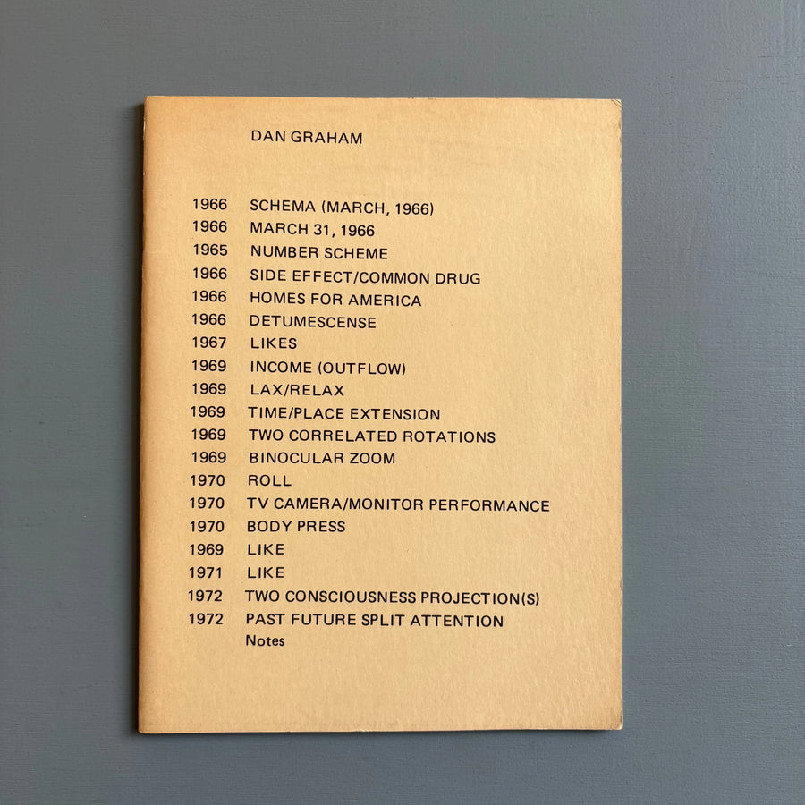 Dan Graham - aka 1966 Schema (March 1966) - Dan Graham/Lisson/Koenig 1972 - Saint-Martin Bookshop