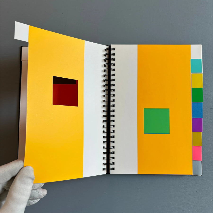 Daniel Buren - Repertoire - CCA Kitakyushu + Korinsha Press 1998 - Saint-Martin Bookshop