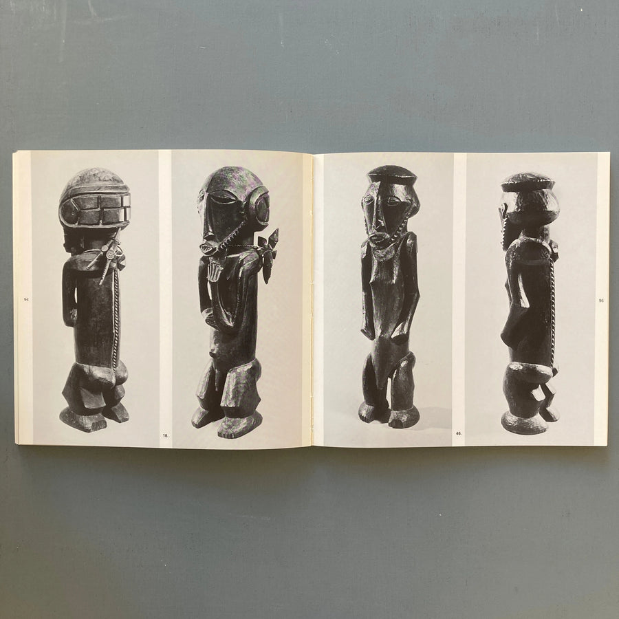 Daniel P. Biebuyck - Statuary from the pre-Bembe hunters - The Royal Museum of Central Africa 1981 Saint-Martin Bookshop