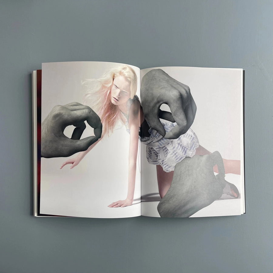 Daniel Sannwald - Pluto & Charon - Ludion 2010