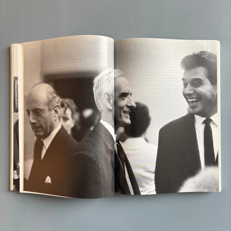 Dat Museum is een mijnheer.  De geschiedenis van het Van Abbemuseum 1936-2003 - Artimo 2005 - Saint-Martin Bookshop