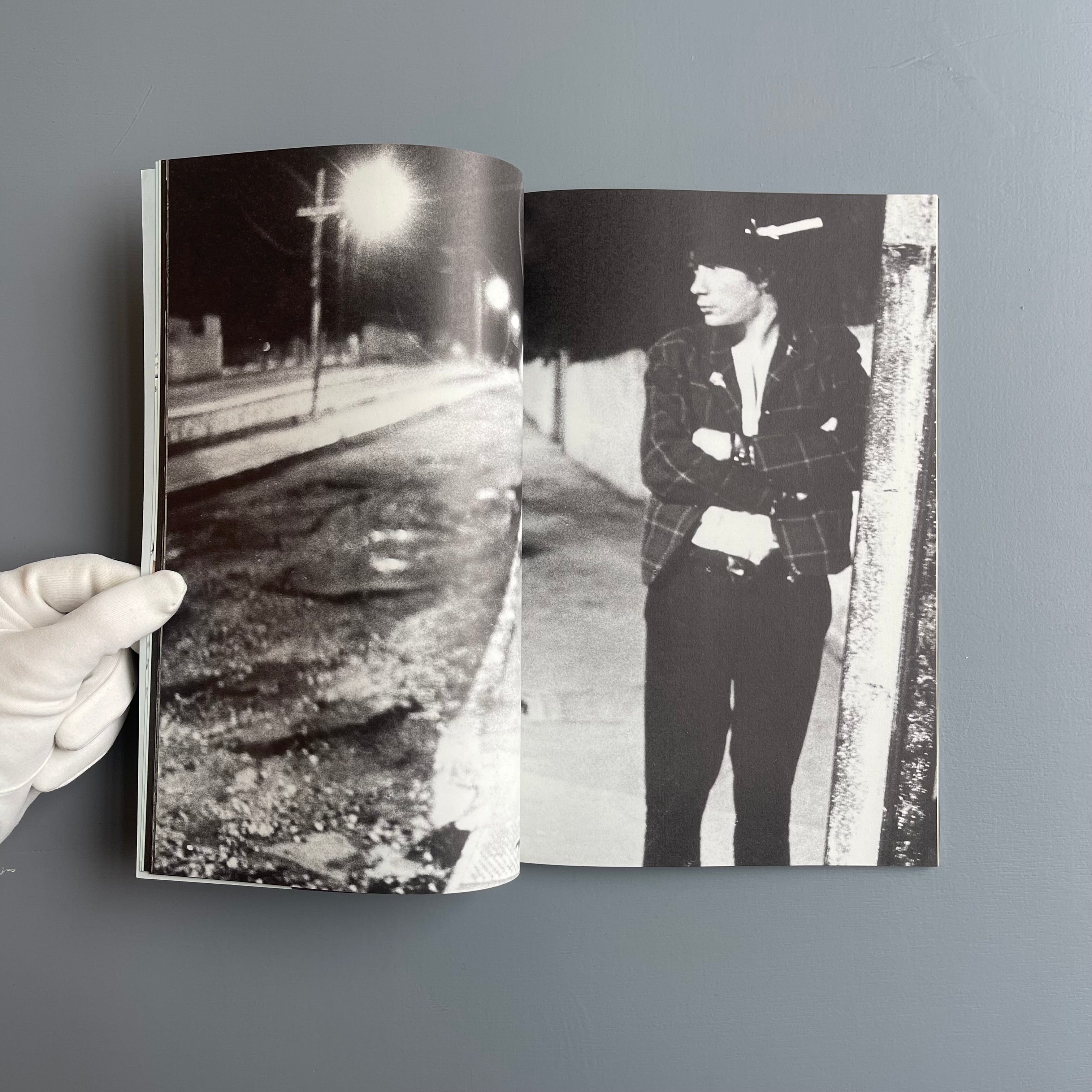 Dennis Morris - A Bitta Pil - Parco View 2011 - Saint-Martin Bookshop