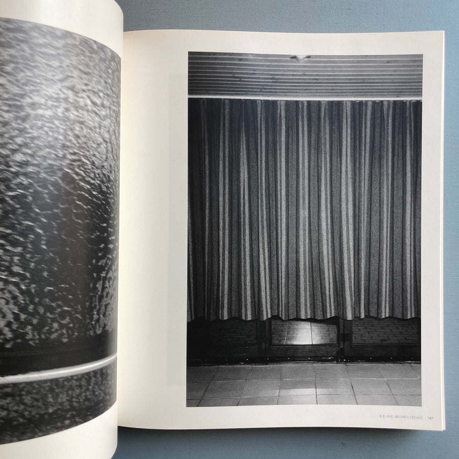 Dirk Braeckman - Roma Publications 2011 - Saint-Martin Bookshop