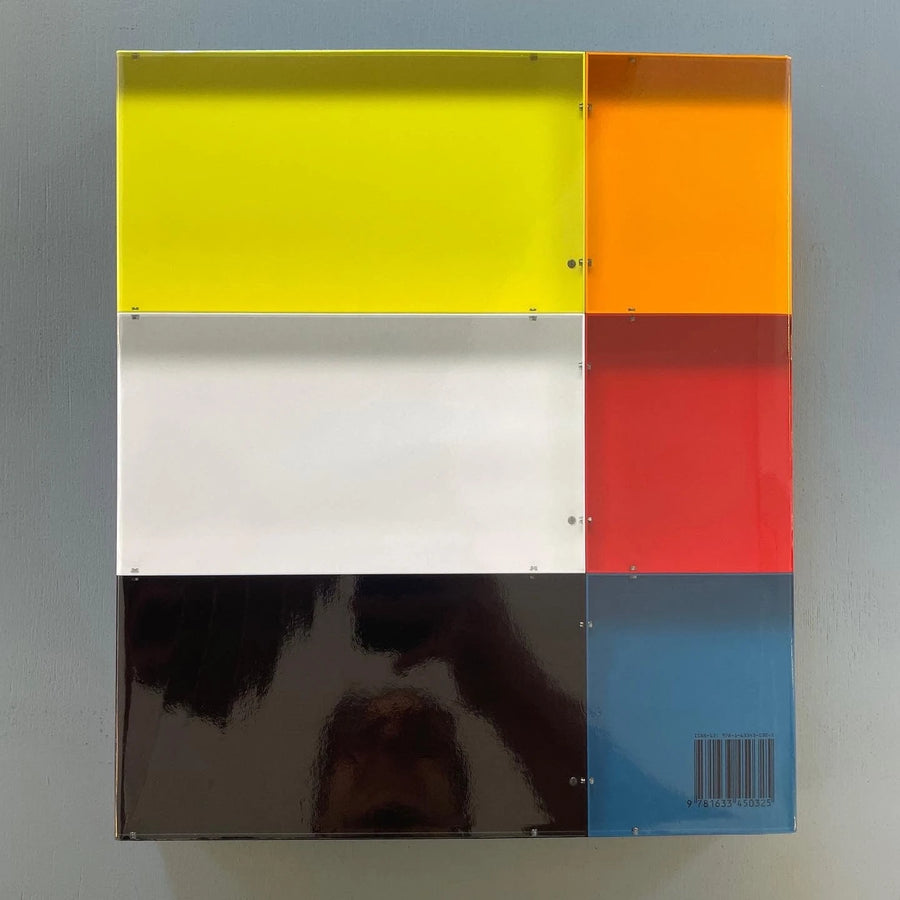 Donald Judd MoMA Exhibition Catalogue MoMa 2020 SaintMartin