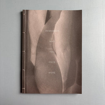 Elizabeth Alderliesten - Remember who you once were - Self-published 2024 - Saint-Martin Bookshop