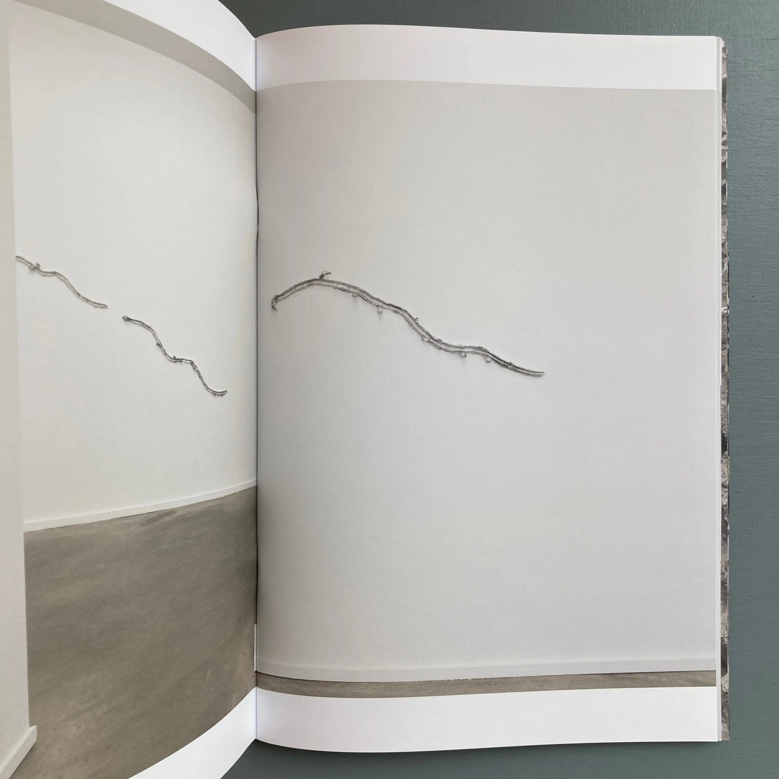 Filip Vervaet - Passages - Out of Paper 2023 - Saint-Martin Bookshop
