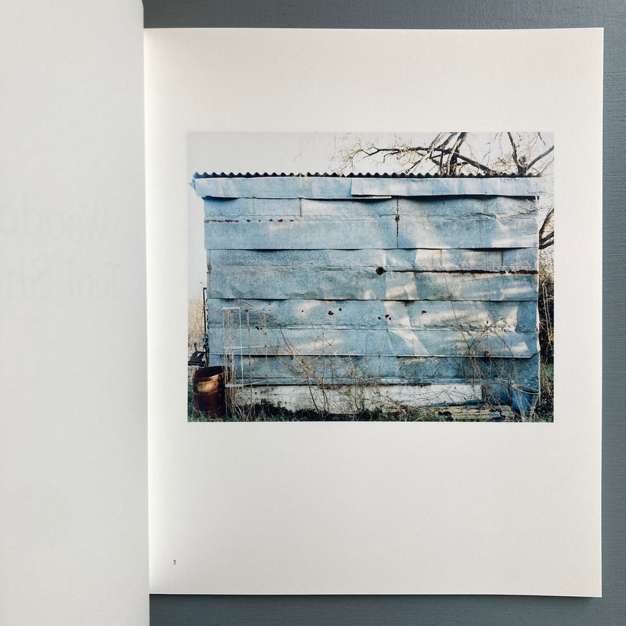 Francesco Neri (signed) - Wooden Tool Shed - Imagebeeld Edition 2024 - Saint-Martin Bookshop