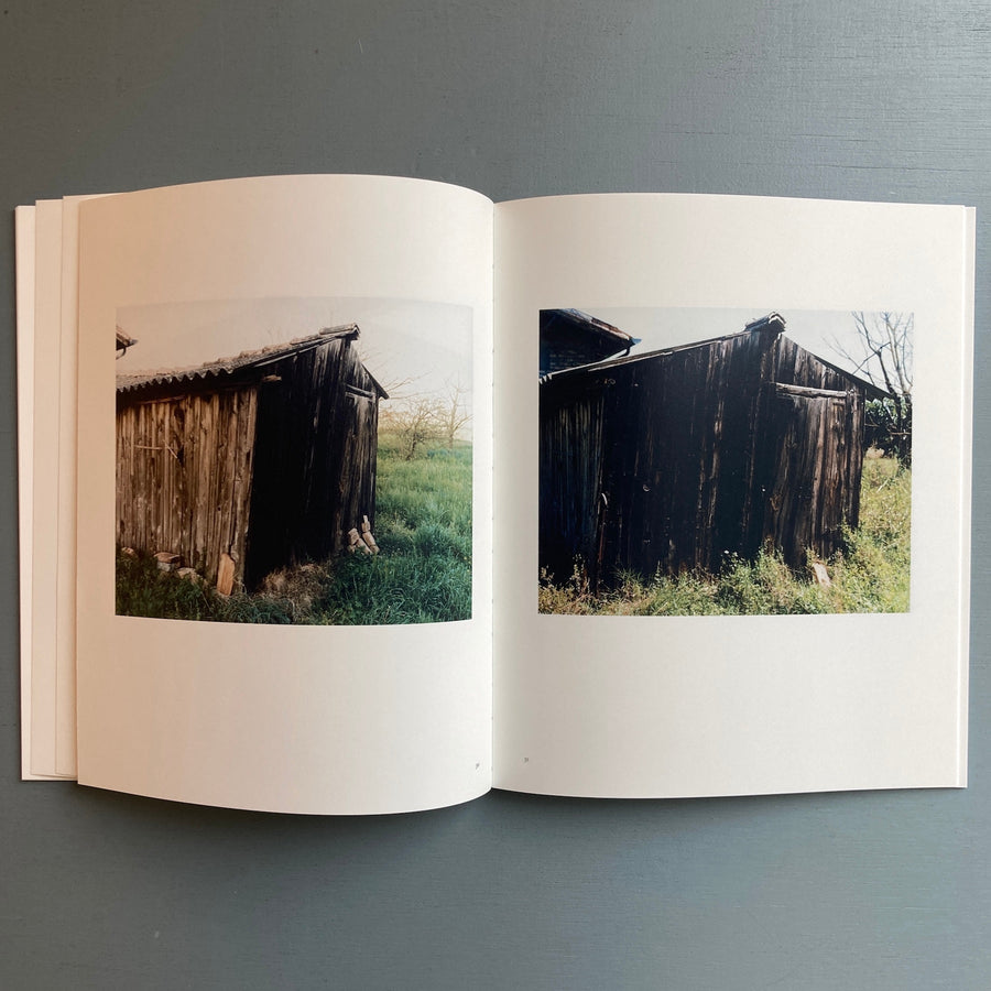 Francesco Neri (signed) - Wooden Tool Shed - Imagebeeld Edition 2024 - Saint-Martin Bookshop