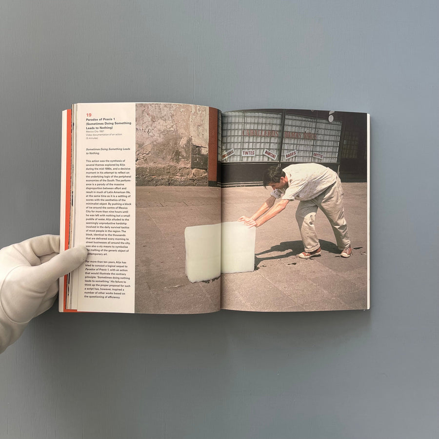 Francis Alÿs - A story of deception - Lanoo 2010 - Saint-Martin Bookshop