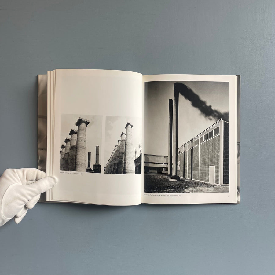 Franz Lazi - Fotografie: Architektur-, Design-und Werbefotografie der 50er Jahre - JJ Heckenhauer 2003