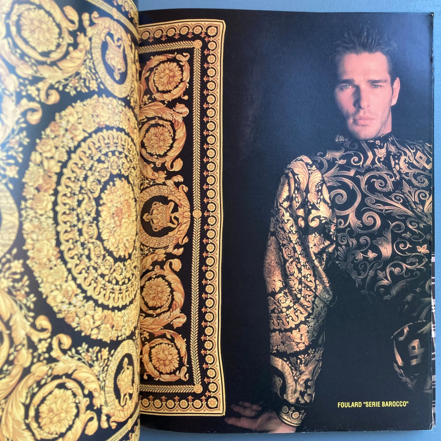 Gianni Versace - Collezione Uomo n. 21 - Autunno-Inverno 1991/92 Saint-Martin Bookshop