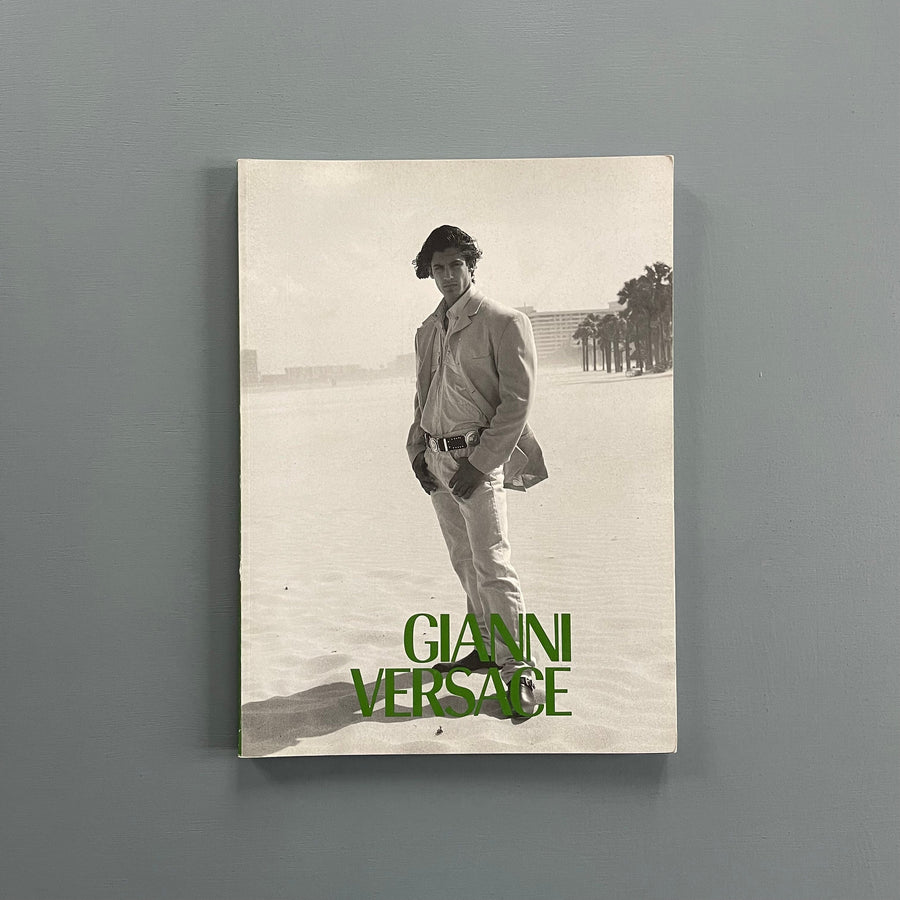 Gianni Versace - N. 23 Uomo AW 1992-1993