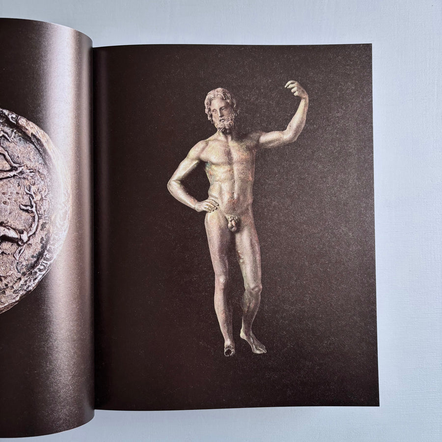 Heads and Tails. Tales and Bodies (Benaki Museum) - MER. Books 2016